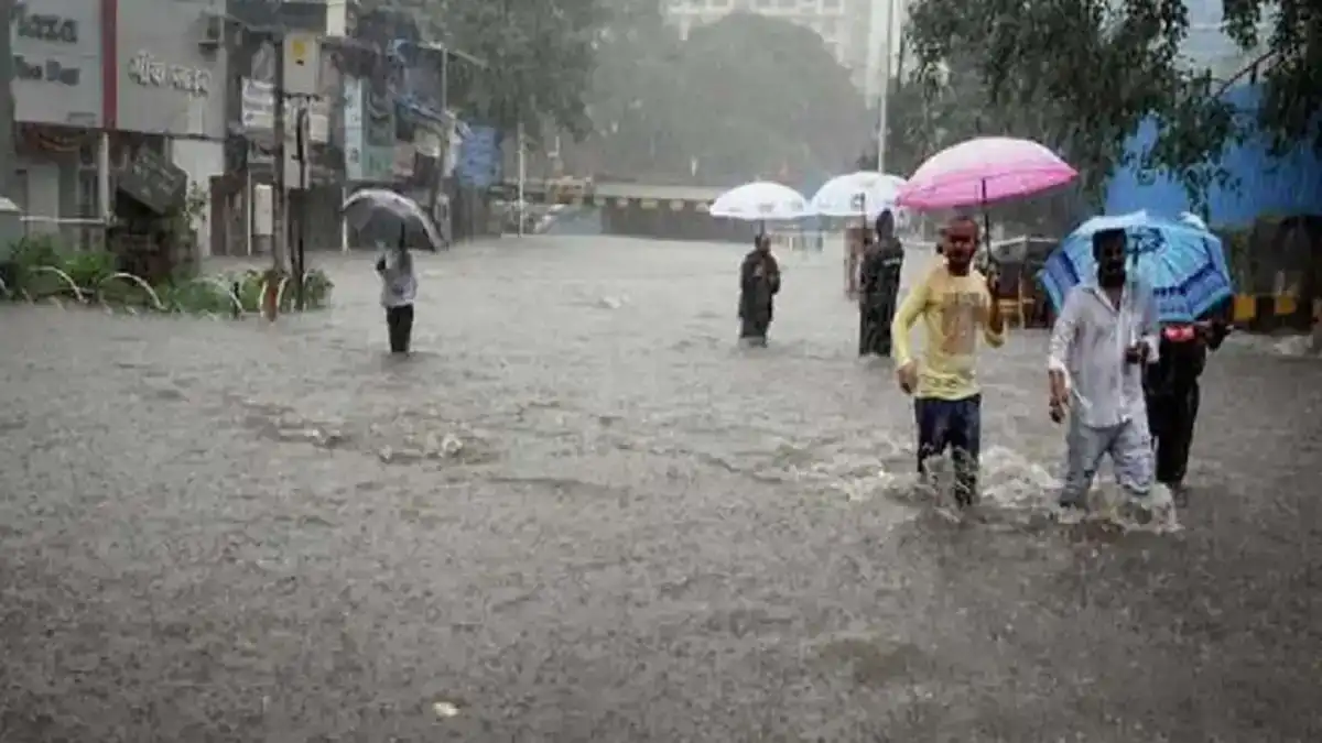 Karnataka weather Report Today : ಕರ್ನಾಟಕದಲ್ಲಿ ಮತ್ತೆ ಆರ್ಭಟಿಸಲಿದೆ ಮಳೆ : ಹವಾಮಾನ ಇಲಾಖೆಯಿಂದ ಆರೆಂಜ್ ಅಲರ್ಟ್