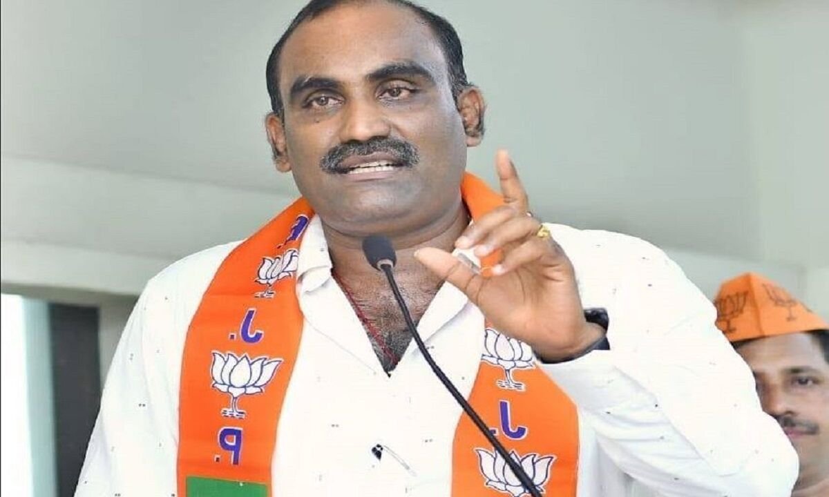 ಆರ್ಎಸ್ಎಸ್ ನೋಂದಣಿ ವಿವಾದ: ಸಚಿವ ಪ್ರಿಯಾಂಕ್ ಖರ್ಗೆ ವಿರುದ್ಧ ಶಾಸಕ ಯಶ್ಪಾಲ್ ಸುವರ್ಣ ತೀವ್ರ ವಾಗ್ದಾಳಿ