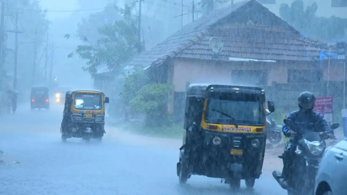 ರಾಜ್ಯದಲ್ಲಿ ಮಿತಿಮೀರಿದ ವರುಣನ ಅಬ್ಬರ : ಕರಾವಳಿ, ಮಲೆನಾಡು ಭಾಗದಲ್ಲಿ ವಿಪರೀತ ಮಳೆ ಮುನ್ಸೂಚನೆ